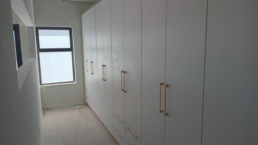 4 Bedroom Property for Sale in Sandown Western Cape